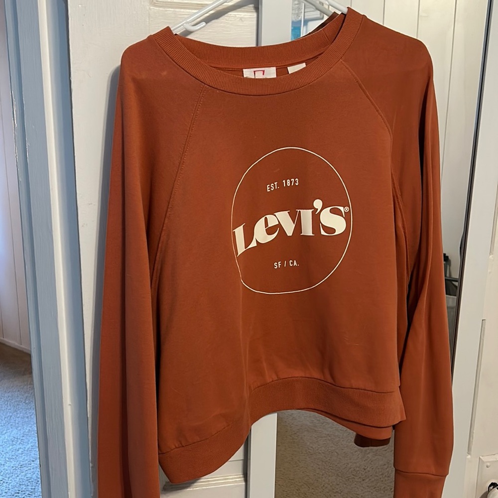 Cropped Levi Crewneck